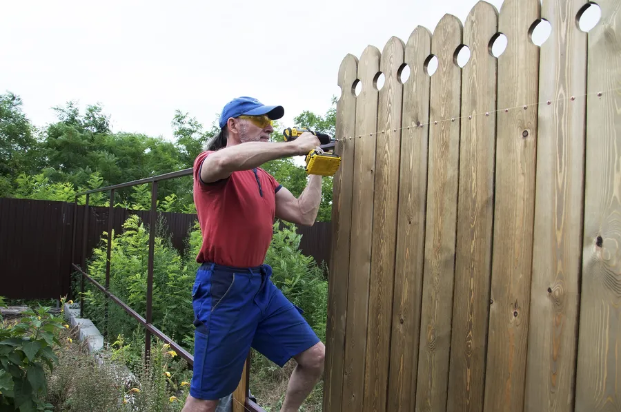 How Fence Repair Can Enhance Your Landscape Aesthetic Seattle, WA